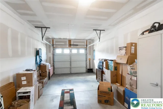 $415,000 | 977 South Fork Drive, Easton, PA 18040