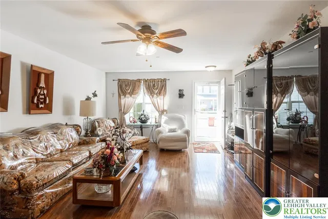 $415,000 | 977 South Fork Drive, Easton, PA 18040