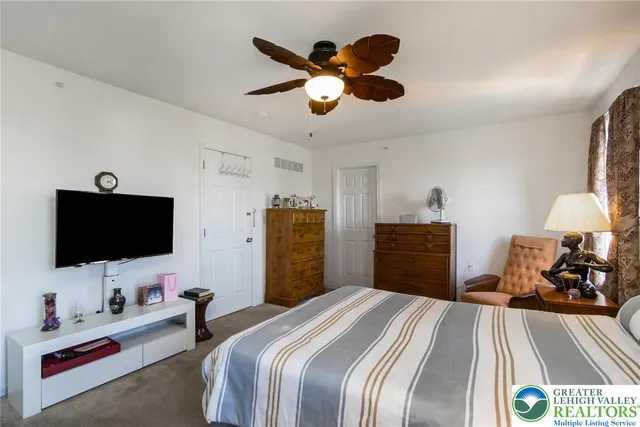 $415,000 | 977 South Fork Drive, Easton, PA 18040