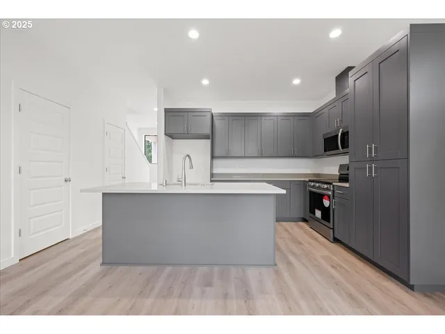 $459,900 | 5029 Northeast 113th Street, Vancouver, WA 98686