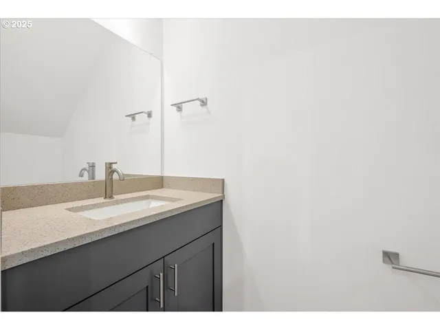 $459,900 | 5029 Northeast 113th Street, Vancouver, WA 98686