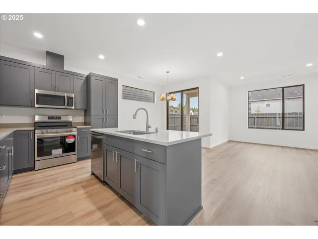 $459,900 | 5029 Northeast 113th Street, Vancouver, WA 98686