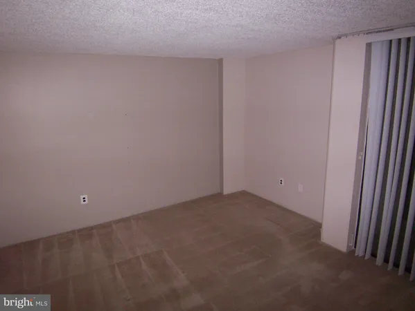 $2,200 | 5300 Holmes Run Parkway, Unit 617, Alexandria, VA 22304