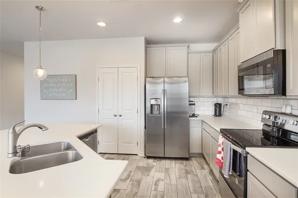 $330,000 | 1012 Ocean Breeze, Portland, TX 78374