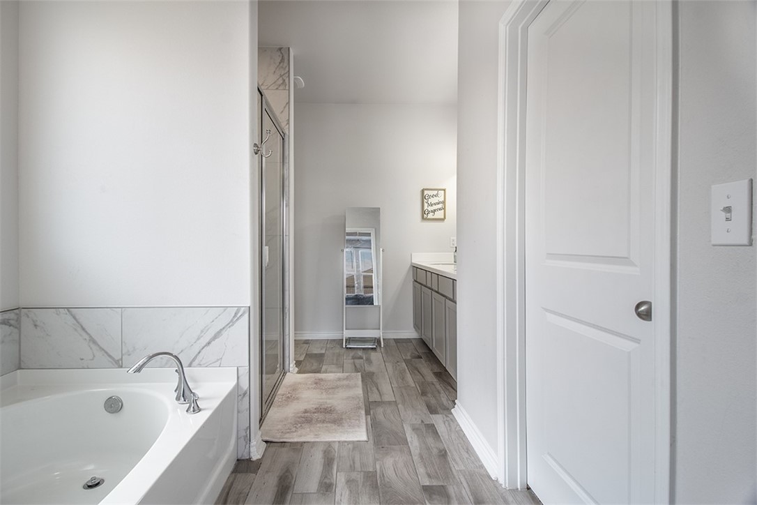 1012 Ocean Breeze Portland, TX 78374 - Photo 20 of 31