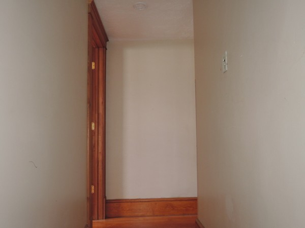 58 Lorimer Street Springfield, MA 01151 - Photo 17 of 26 Gallery Image 17