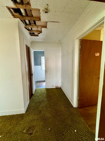 $29,800 | 1003 East Main Street, West Frankfort, IL 62896