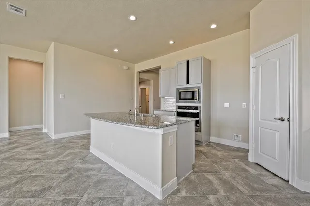 $2,650 | 11927 Champions Forest Drive, Dayton, TX 77535