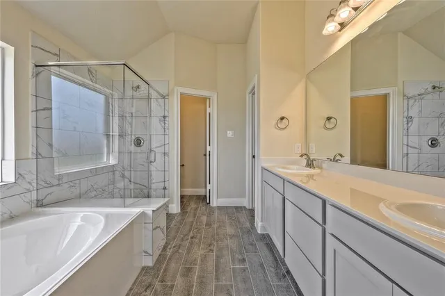 $2,650 | 11927 Champions Forest Drive, Dayton, TX 77535