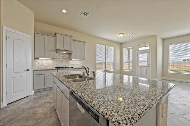 $2,650 | 11927 Champions Forest Drive, Dayton, TX 77535