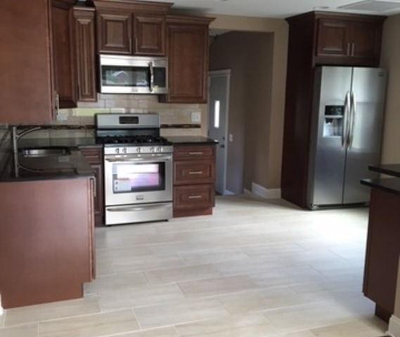 10725 Lyman Avenue Chicago Ridge, IL 60415 - Photo 7 of 23