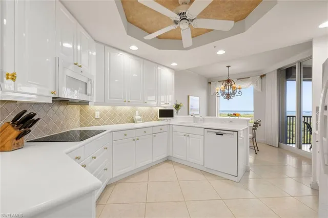 $849,000 | 23650 Via Veneto, Unit 902, Bonita Springs, FL 34134