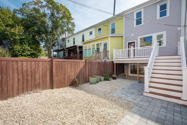 $7,000 | 31 School Street, Unit 1, Brookline, MA 02446