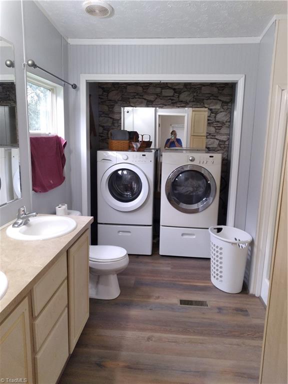 4406 Keno Road Hillsville, VA 24343 - Photo 18 of 27