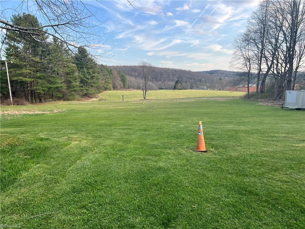 4406 Keno Road Hillsville, VA 24343 - Photo 25 of 27