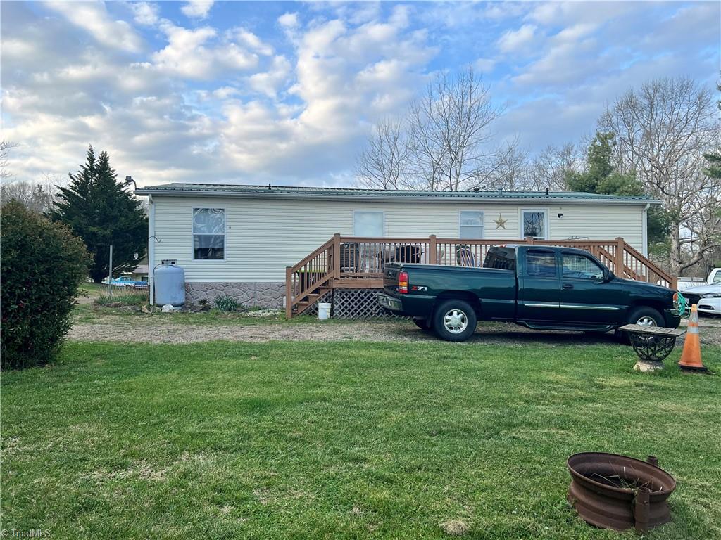 4406 Keno Road Hillsville, VA 24343 - Photo 26 of 27