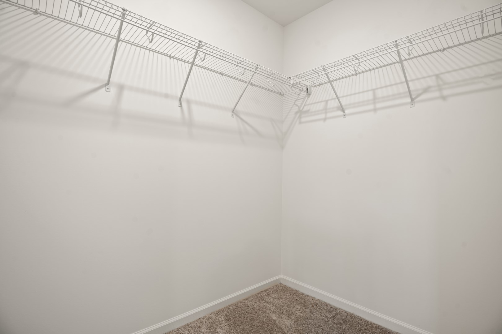 2057 Stuttle Road Batavia, IL 60510 - Photo 14 of 20 a view of a small space