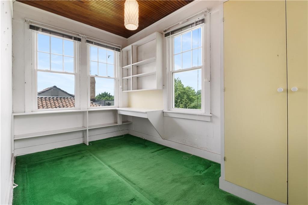 215 Gladstone Road Pittsburgh, PA 15217 - Photo 22 of 34 Gallery Image 22