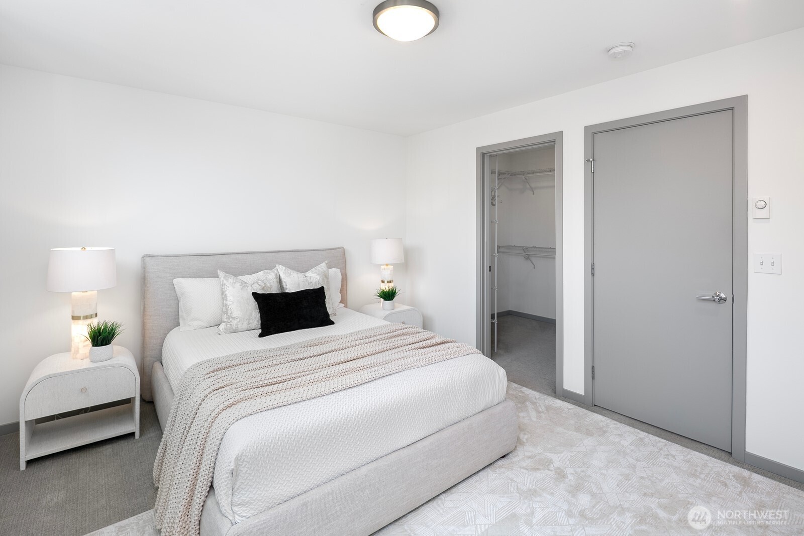 2005 East Denny Way, Unit B Seattle, WA 98122 - Photo 11 of 30