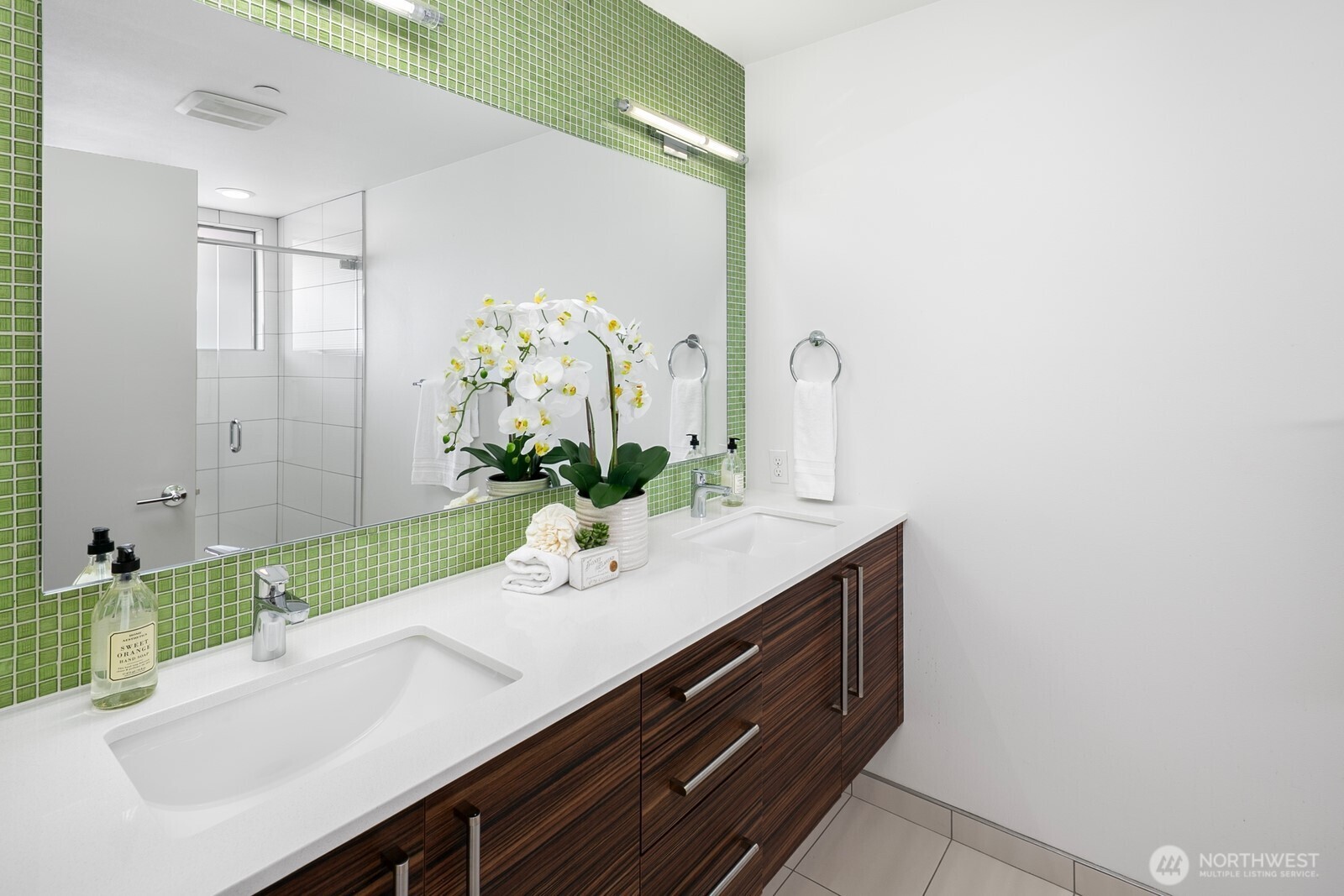 2005 East Denny Way, Unit B Seattle, WA 98122 - Photo 17 of 30