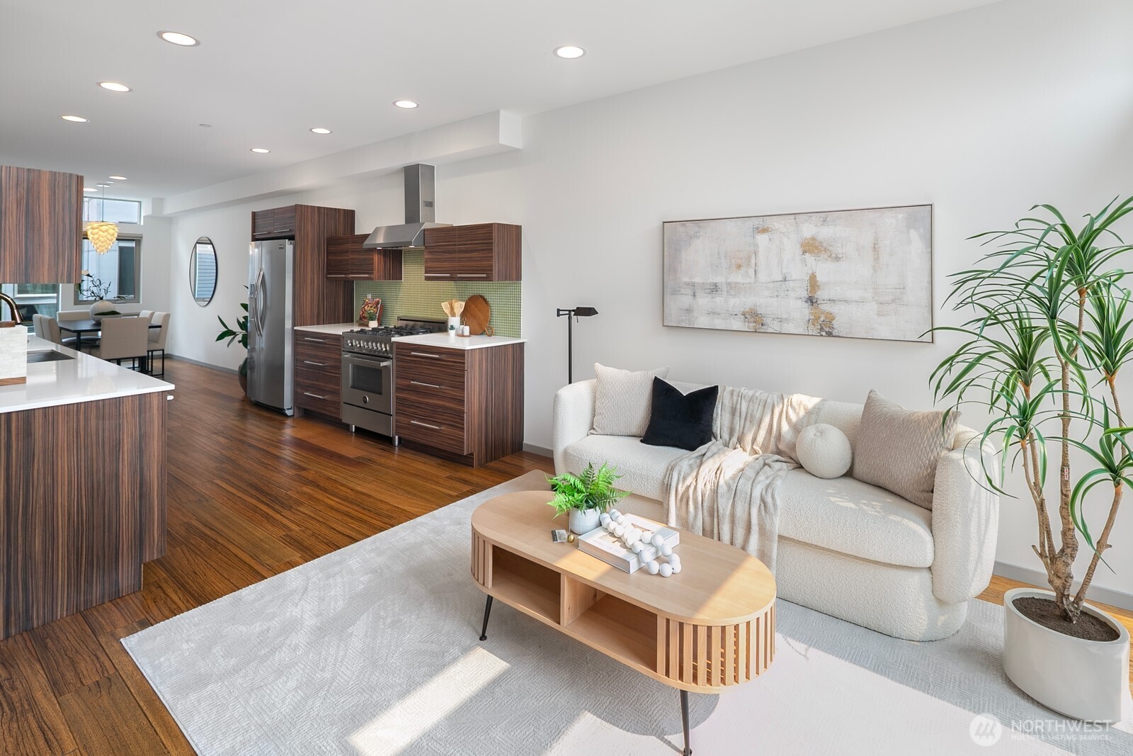 2005 East Denny Way, Unit B Seattle, WA 98122 - Photo 4 of 30