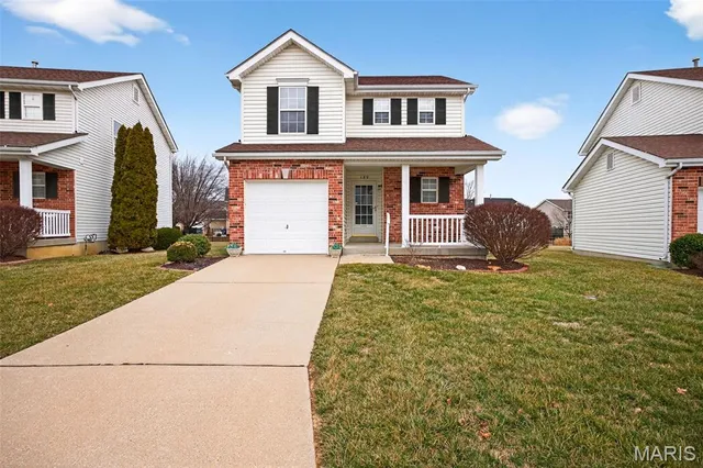 $300,000 | 149 Bayhill Village Drive, O'Fallon, MO 63368