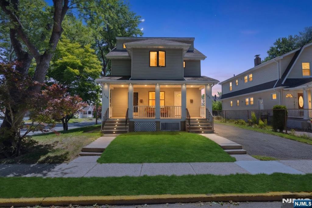 204 Herman Street Hackensack, NJ 07601 - Photo 2 of 33