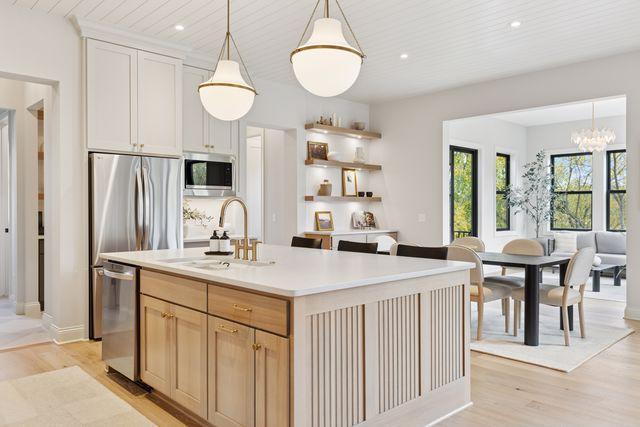 9511 Eagle Ridge Road Chanhassen, MN 55317 - Photo 16 of 62