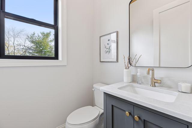 9511 Eagle Ridge Road Chanhassen, MN 55317 - Photo 26 of 62