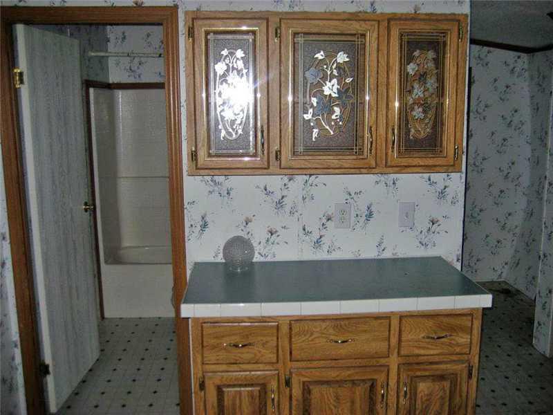 88 Howe Road Whitefield, ME 04353 - Photo 9 of 16 Interior Space/Layout.