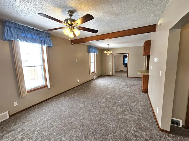 $243,777 | 702 East Adolphus Avenue, Fergus Falls, MN 56537