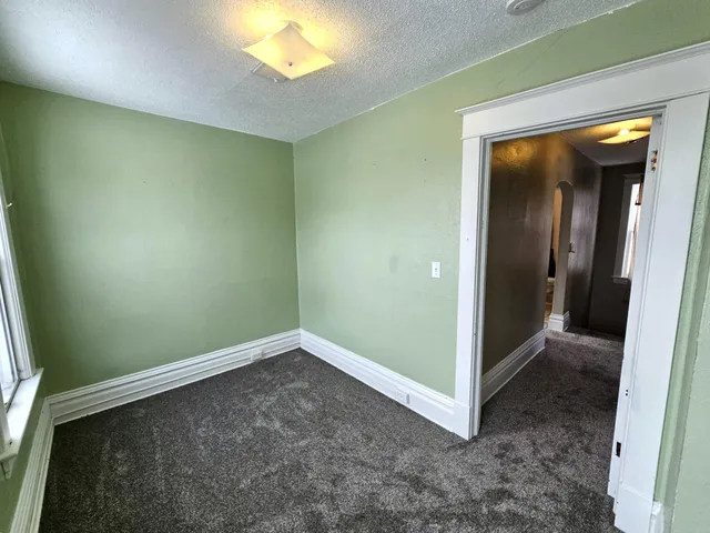 $243,777 | 702 East Adolphus Avenue, Fergus Falls, MN 56537