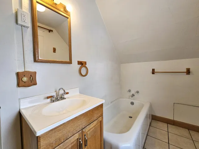 $243,777 | 702 East Adolphus Avenue, Fergus Falls, MN 56537