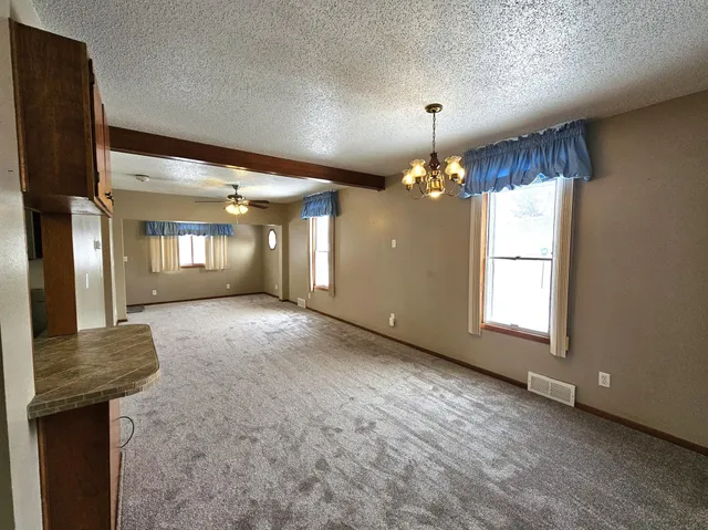 $243,777 | 702 East Adolphus Avenue, Fergus Falls, MN 56537