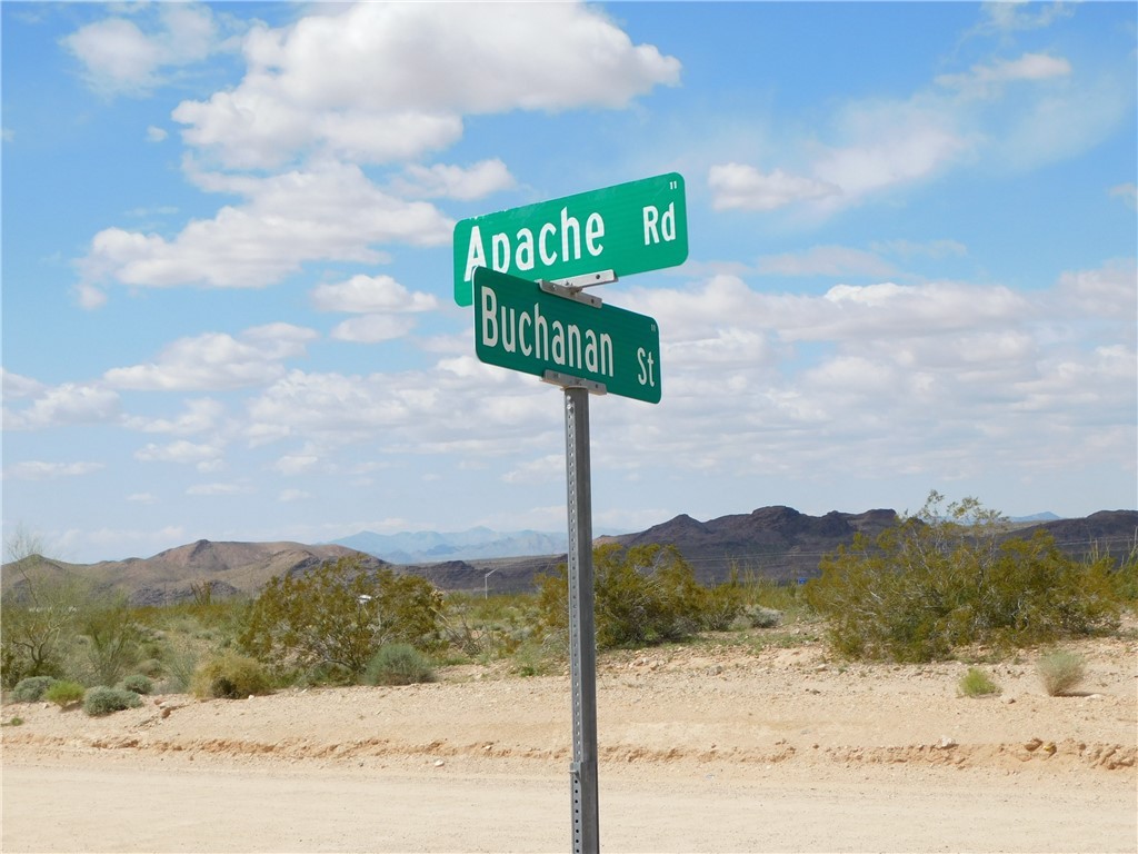 Lot 182 South Apache Road Yucca, AZ 86438 - Photo 8 of 19 Community