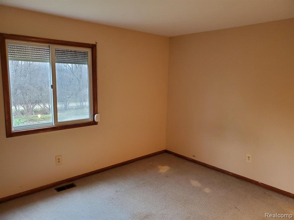 26289 Power Road Farmington Hills, MI 48334 - Photo 45 of 63