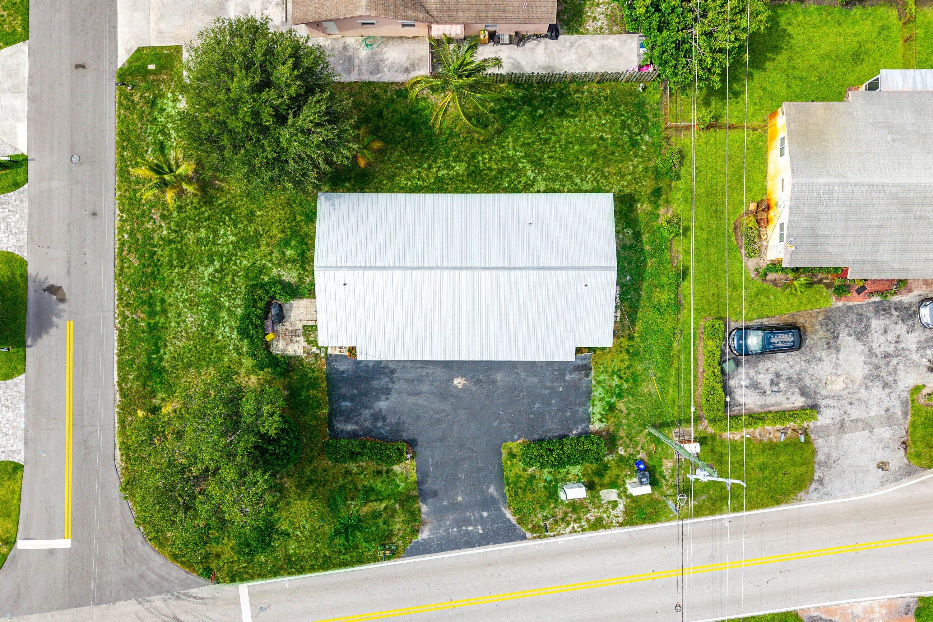 198 Northeast 28th Street Boca Raton, FL 33431 - Photo 20 of 26 196 NE 28th Street (26)