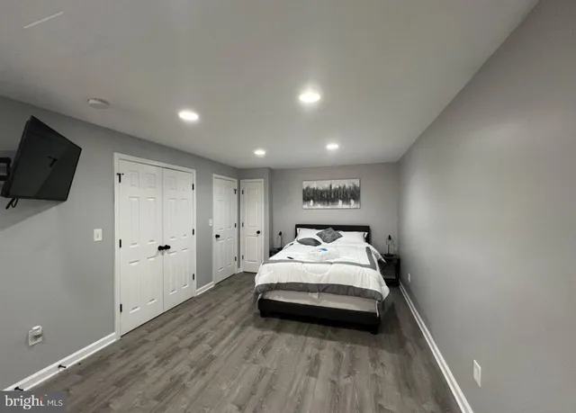 $2,200 | 402 North Chapel Street, Baltimore, MD 21231