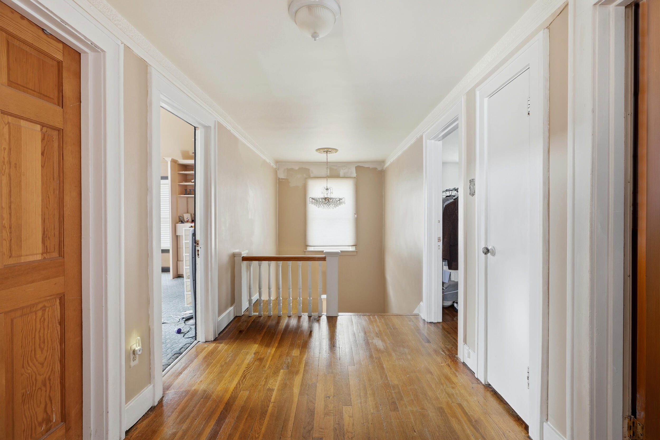 17802 Berg Road Detroit, MI 48219 - Photo 11 of 13 17802 Berg Road Upstairs Hallway