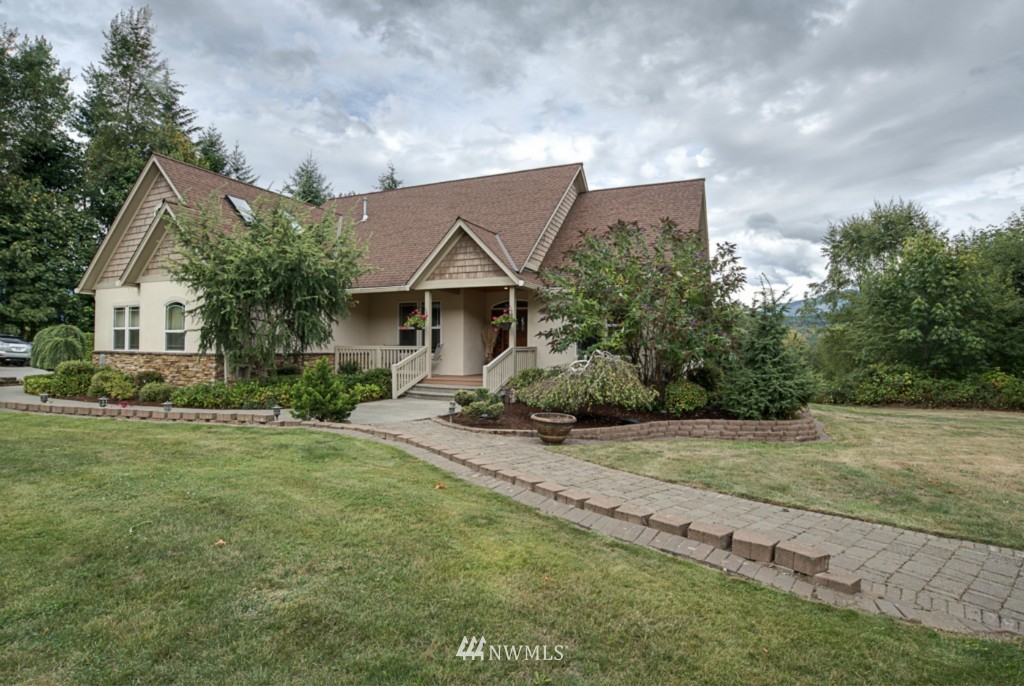 749 Shaw Road Bellingham, WA 98229 - Photo 2 of 19