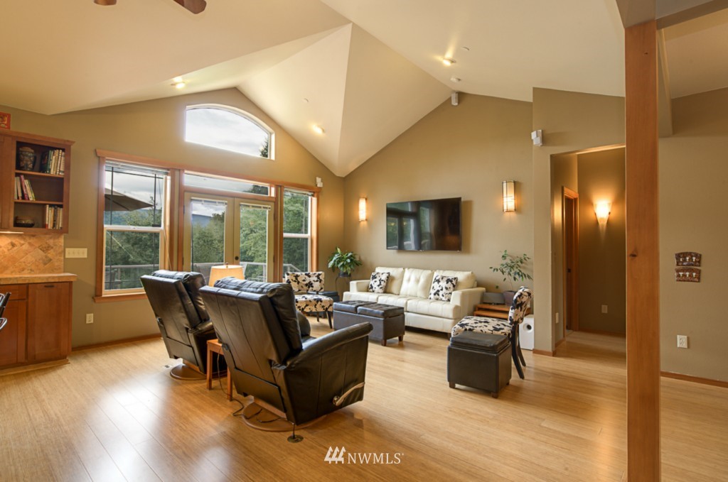 749 Shaw Road Bellingham, WA 98229 - Photo 3 of 19