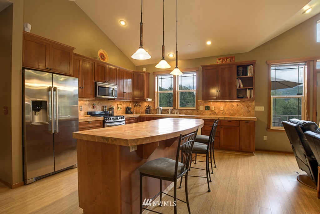 749 Shaw Road Bellingham, WA 98229 - Photo 5 of 19