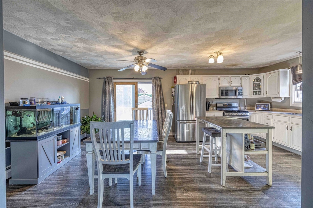 721 Cambridge Street, Unit B Fall River, MA 02721 - Photo 5 of 22