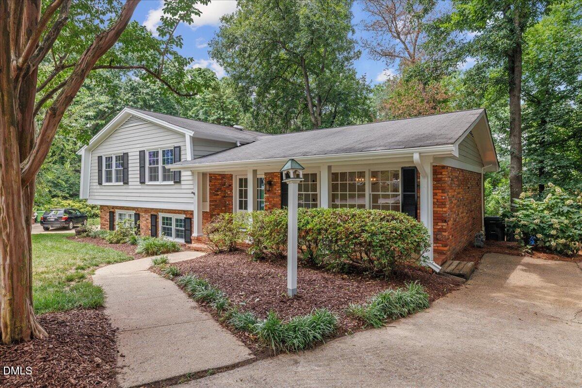 1101 Sudbury Court Raleigh, NC 27609 - Photo 3 of 56 05-1101 Sudbury Ct