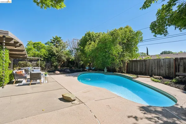 $1,275,000 | 3736 Barrington Drive, Concord, CA 94518