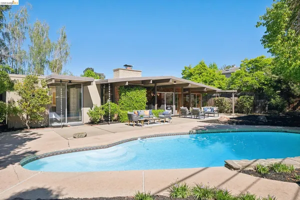 $1,275,000 | 3736 Barrington Drive, Concord, CA 94518