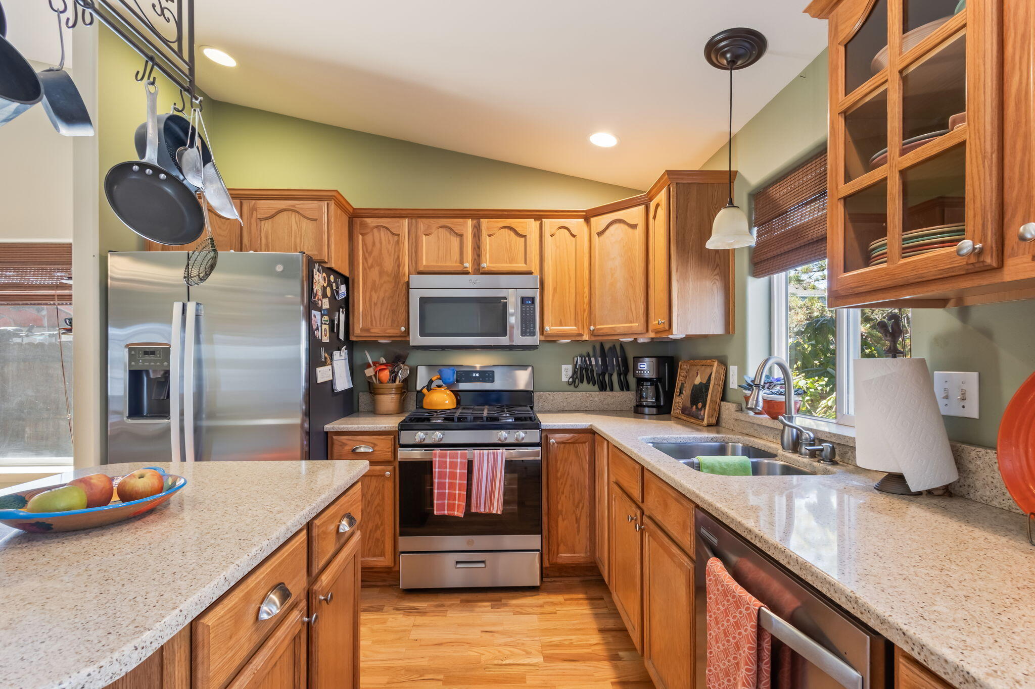 375 Northwest Antler Loop Redmond, OR 97756 - Photo 14 of 38 14-web-or-mls-375 NW Antler Loop, Redmon
