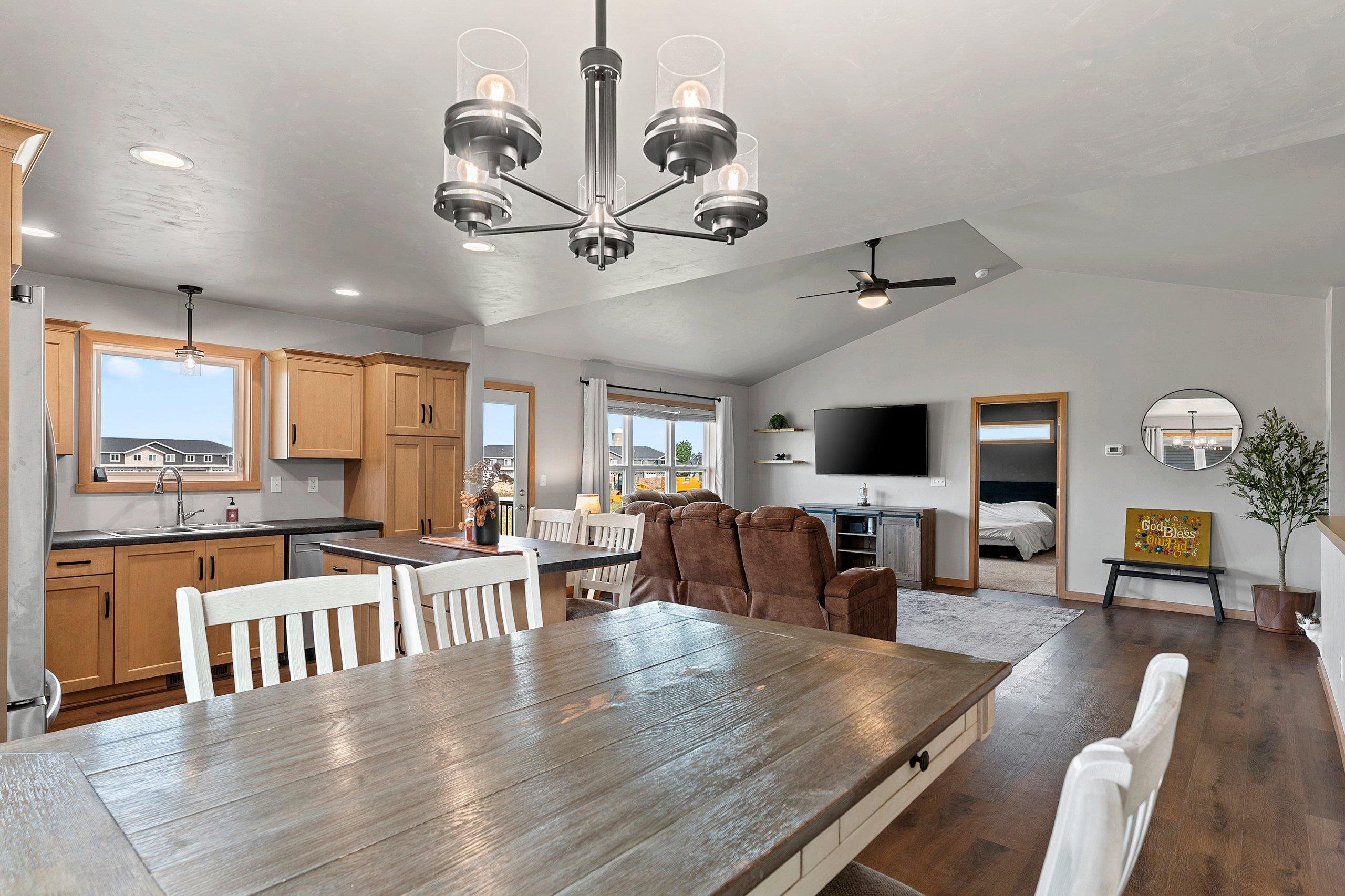 1645 Frontier Road Luxemburg, WI 54217 - Photo 15 of 48