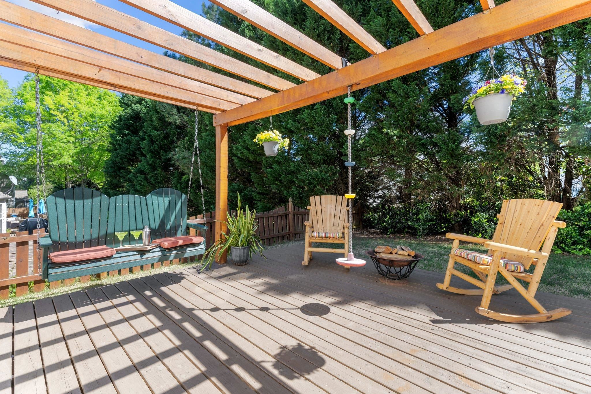 8411 Tie Stone Way Raleigh, NC 27613 - Photo 4 of 38 a view of sitting area with chairs