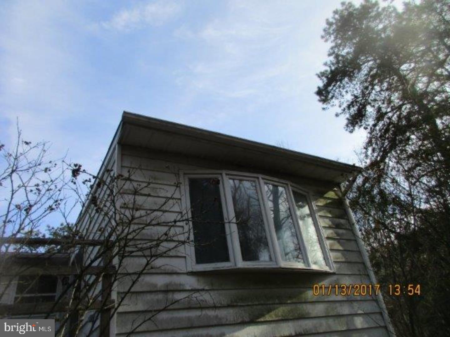 121 Burrs Mill Road Southampton, NJ 08088 - Photo 2 of 15